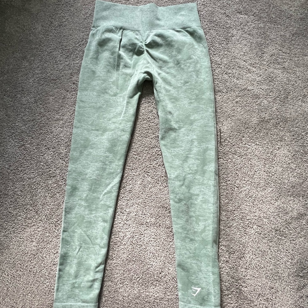 Gymshark sage green camo high waisted leggings
